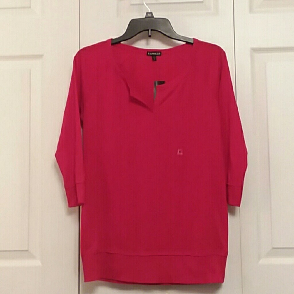 NWT $30 EXPRESS RED Pullover Ribbed Top Medium